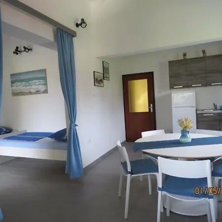 Ferienwohnung In Privlaka Mit Terrasse Apartament *