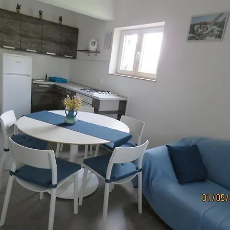 Ferienwohnung In Privlaka Mit Terrasse * Privlaka (Zadar)